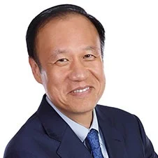Fortinet創辦人謝青強調以AI驅動的安全營運平台的重要性。